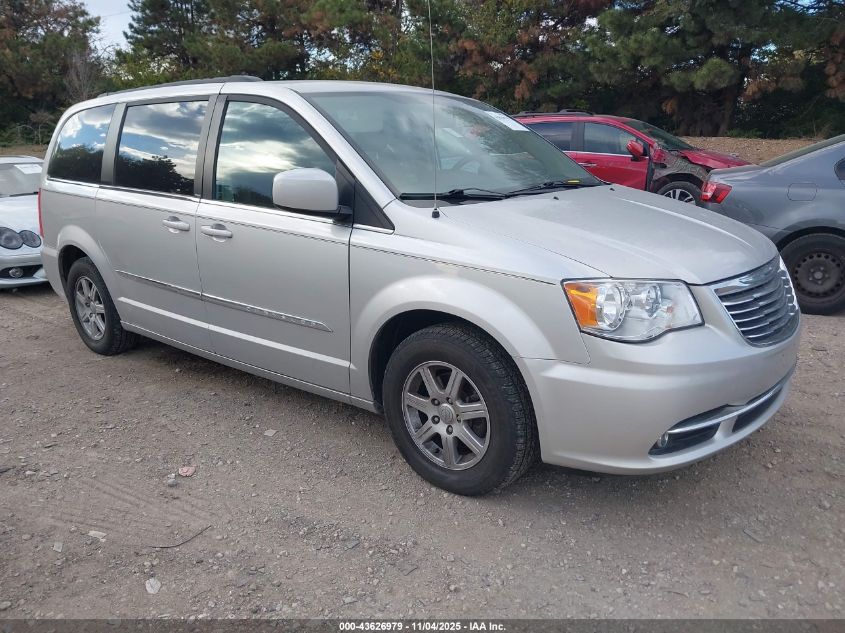 CHRYSLER TOWN & COUNTRY TOURING