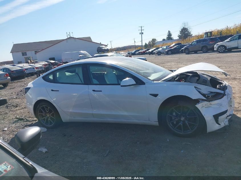 2022 Tesla Model 3 Rear-Wheel Drive VIN: 5YJ3E1EA9NF319749 Lot: 43626999