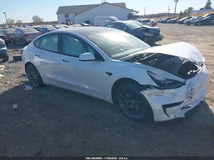 2022 Tesla Model 3 Rear-Wheel Drive