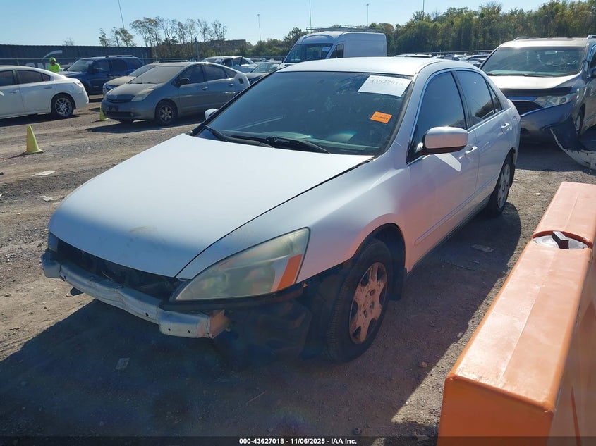 1HGCM56435A134447 2005 HONDA ACCORD photo no. 2