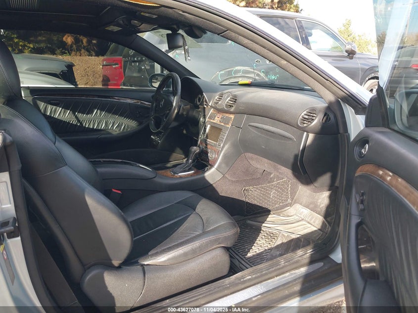 2008 Mercedes-Benz Clk 550 VIN: WDBTJ72H98F237969 Lot: 43627078