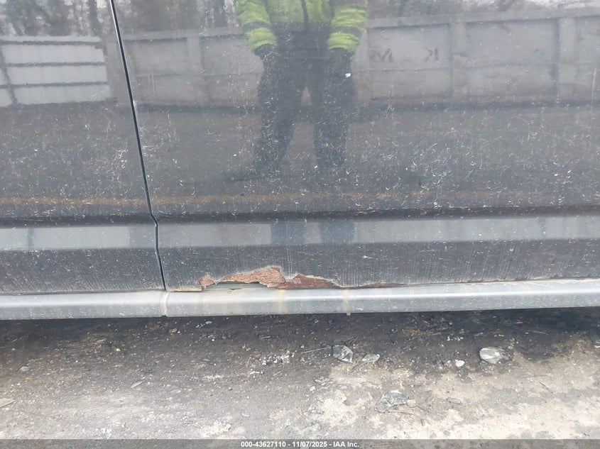 2007 Jeep Compass Sport VIN: 1J8FF47W07D410058 Lot: 43627110