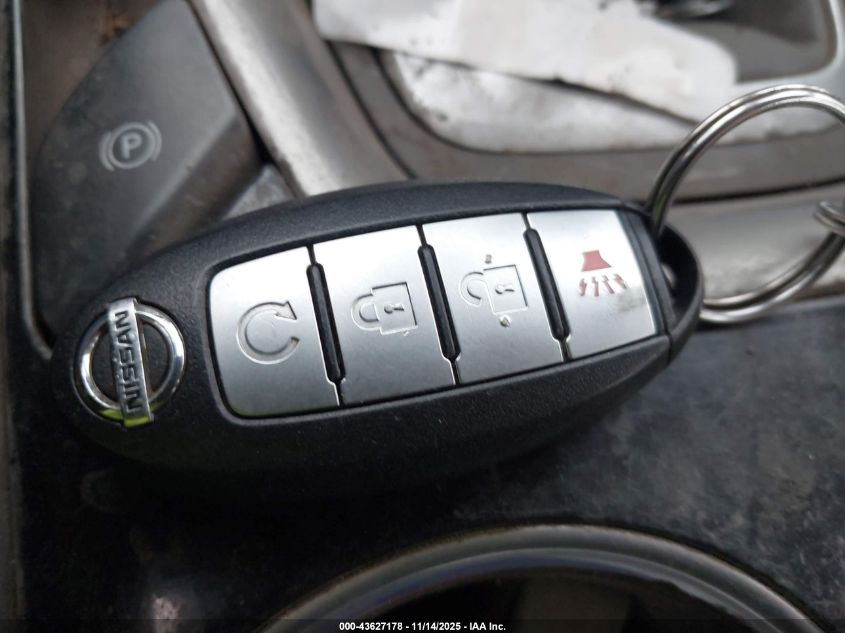 2017 Nissan Rogue Sv VIN: JN8AT2MV2HW272897 Lot: 43627178