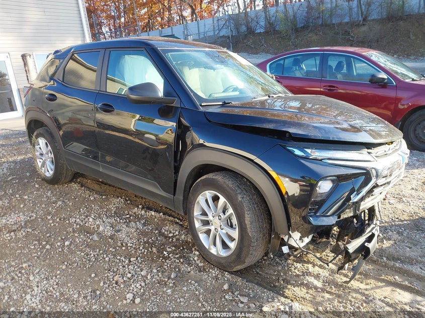 CHEVROLET TRAILBLAZER AWD LS