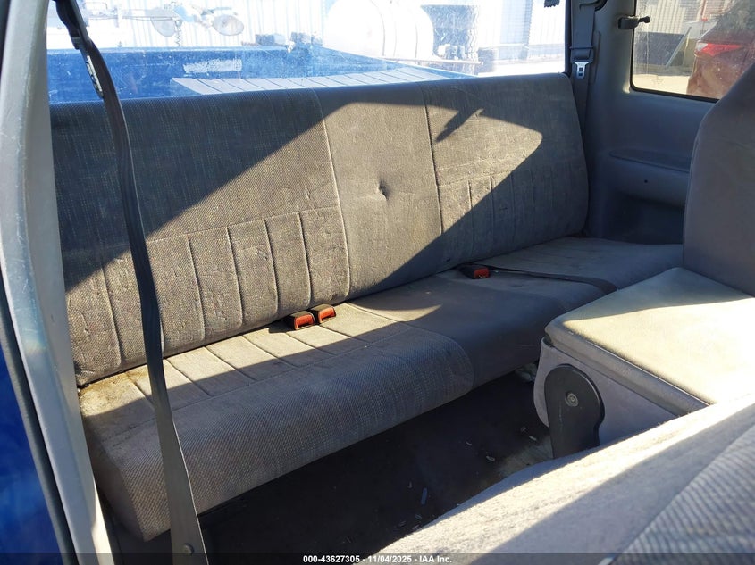 1997 Dodge Ram 1500 St VIN: 3B7HC13Y5VG733309 Lot: 43627305