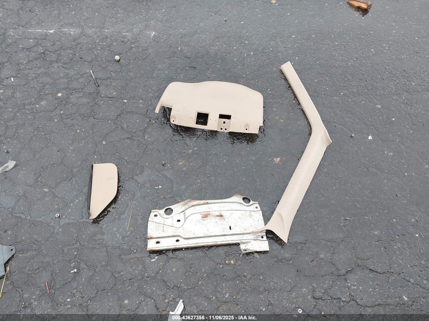 2000 Ford Ranger Xl/Xlt VIN: 1FTYR14C9YTB10672 Lot: 43627356