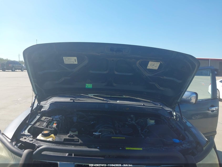 2005 Nissan Titan Se VIN: 1N6BA07AX5N563374 Lot: 43627413