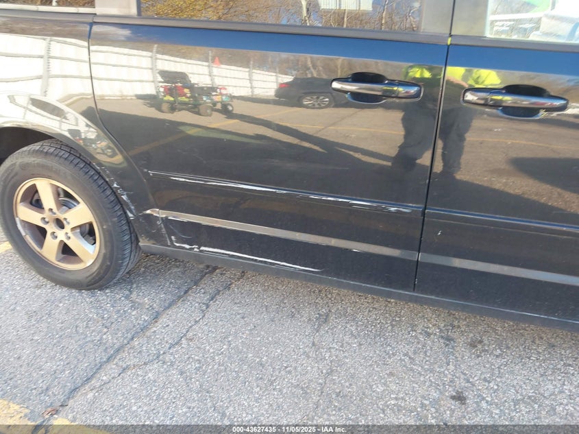 2012 Dodge Grand Caravan Sxt VIN: 2C4RDGCG0CR323827 Lot: 43627435