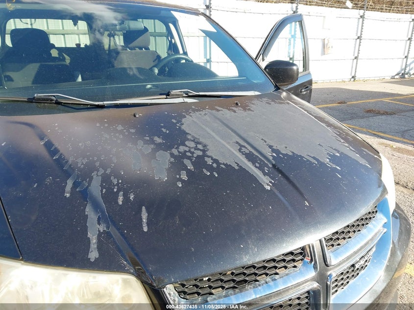 2012 Dodge Grand Caravan Sxt VIN: 2C4RDGCG0CR323827 Lot: 43627435