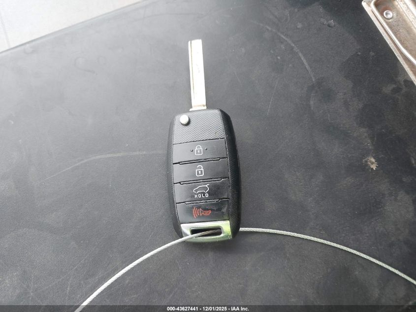 2018 Kia Sorento 2.4L Lx VIN: 5XYPGDA37JG422983 Lot: 43627441