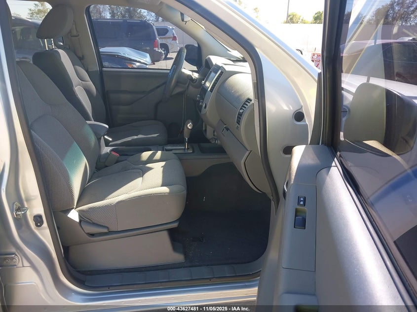 2019 NISSAN FRONTIER SV - 1N6AD0ER0KN718912