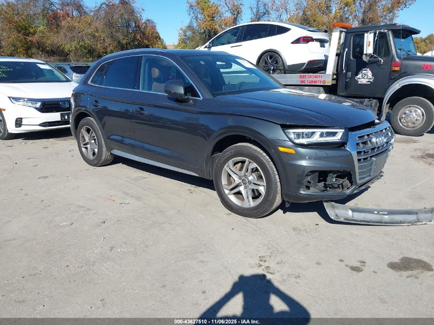 AUDI Q5 2.0T PREMIUM/2.0T TECH PREMIUM