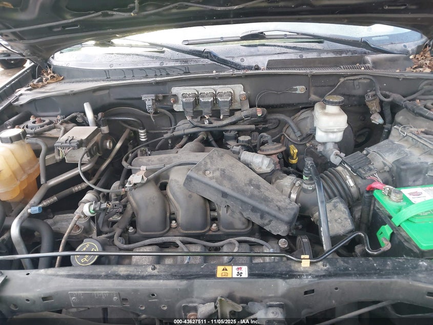 2005 Ford Escape Xlt VIN: 1FMYU031X5KD40775 Lot: 43627511