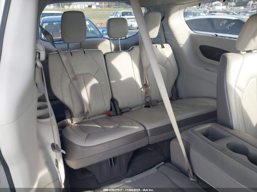 2018 Chrysler Pacifica Touring L VIN: 2C4RC1BG9JR171447 Lot: 43627517