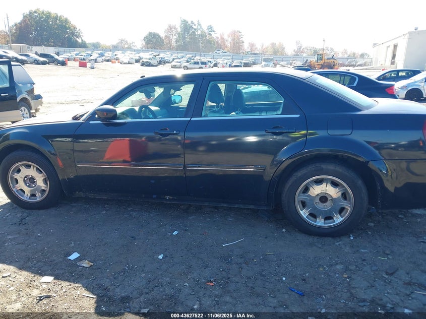2005 Chrysler 300 Touring VIN: 2C3JA53G45H620557 Lot: 43627522