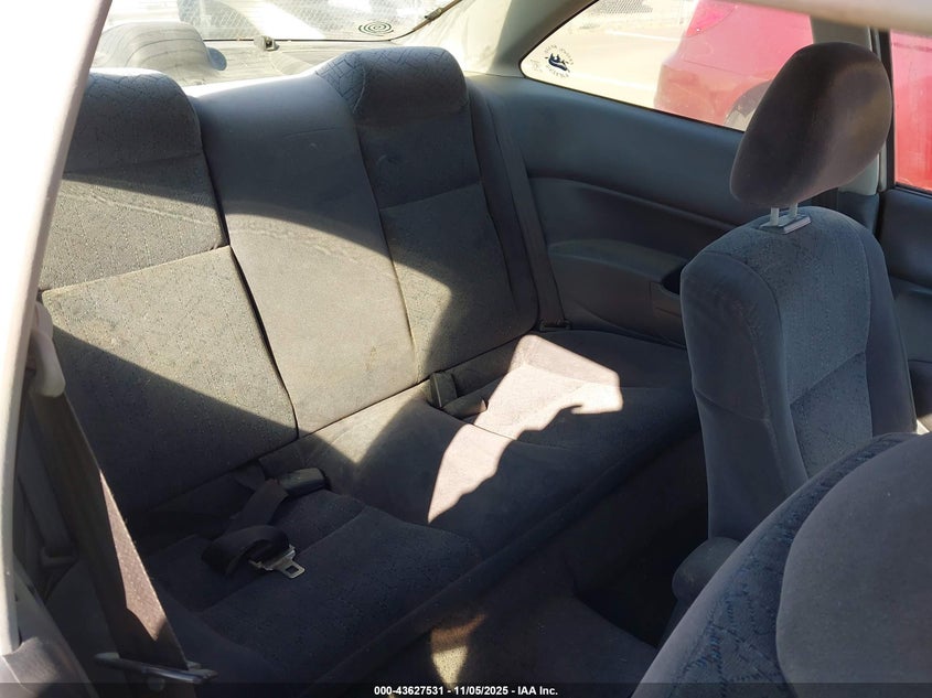 1HGEJ814XYL039631 2000 HONDA CIVIC photo no. 8
