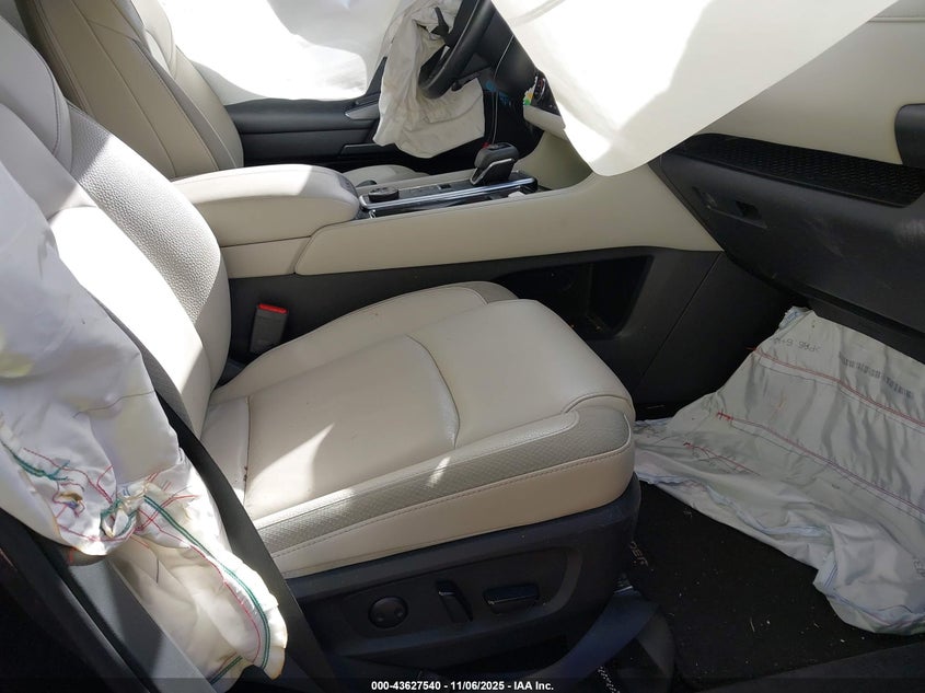 2024 NISSAN PATHFINDER SL 4WD 5N1DR3CC4RC294735