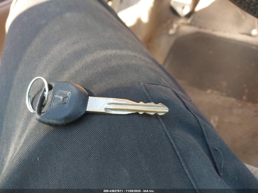 1996 Honda Accord Lx/Ex VIN: 1HGCD5632TA093295 Lot: 43627611