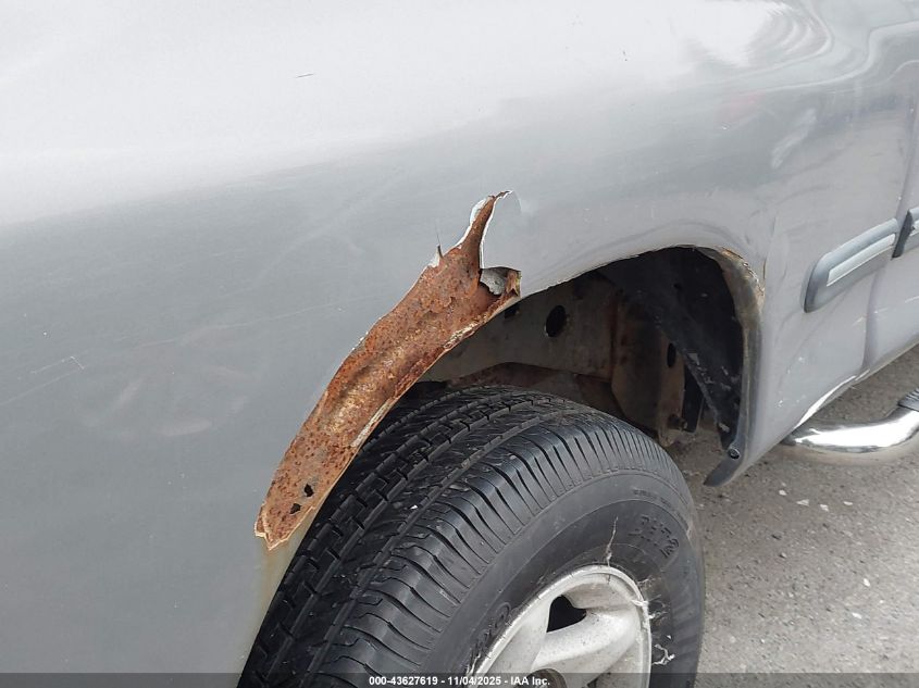 2000 Toyota Tundra Sr5 V8 VIN: 5TBBT441XYS124899 Lot: 43627619