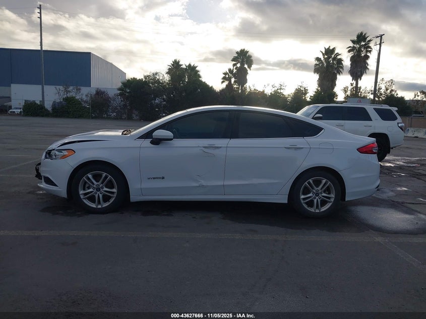 2018 Ford Fusion Hybrid Se VIN: 3FA6P0LU0JR284709 Lot: 43627666