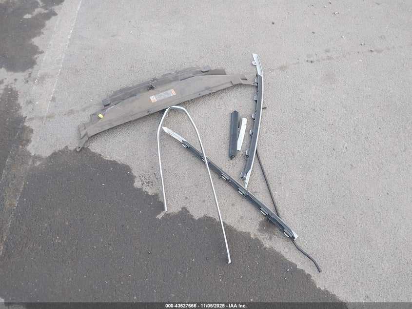 2018 Ford Fusion Hybrid Se VIN: 3FA6P0LU0JR284709 Lot: 43627666