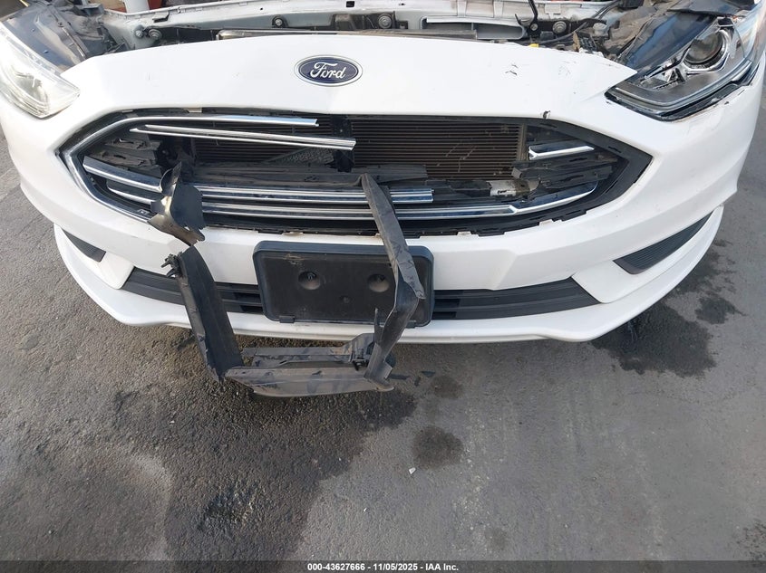 2018 Ford Fusion Hybrid Se VIN: 3FA6P0LU0JR284709 Lot: 43627666