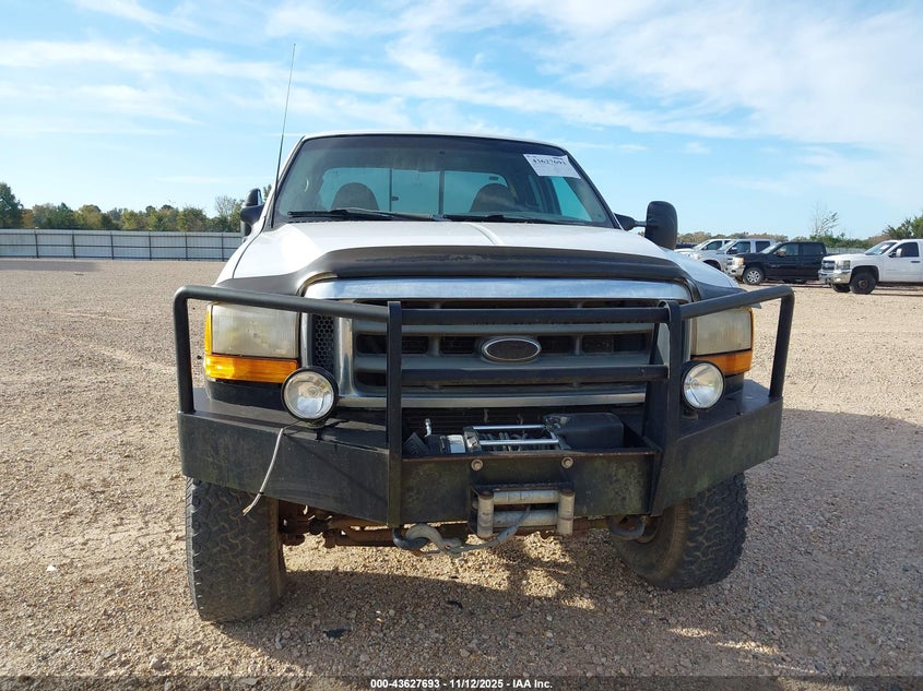 2000 Ford F-250 Lariat/Xl/Xlt VIN: 1FTNX21F3YED10819 Lot: 43627693