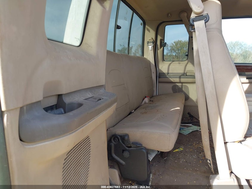 2000 Ford F-250 Lariat/Xl/Xlt VIN: 1FTNX21F3YED10819 Lot: 43627693