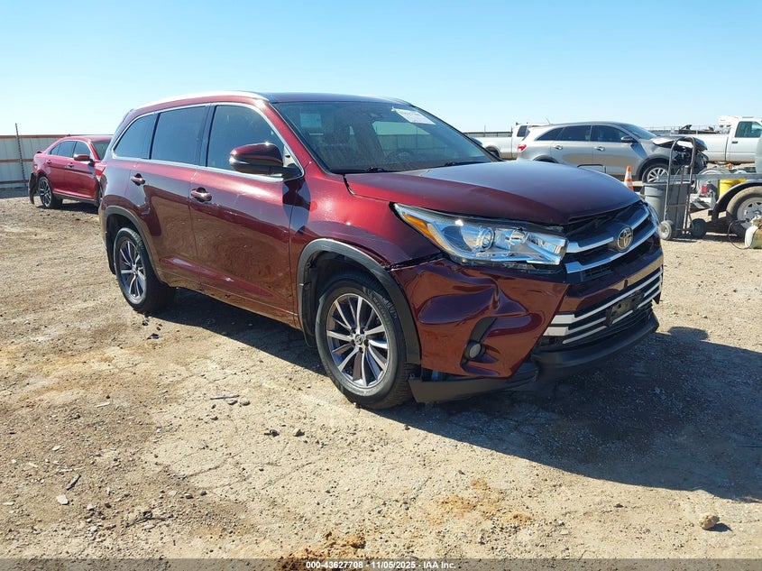 2018 TOYOTA HIGHLANDER XLE - 5TDJZRFH9JS809846