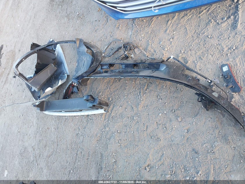 2023 TOYOTA PRIUS XLE AWD-E JTDADABU8P3004496