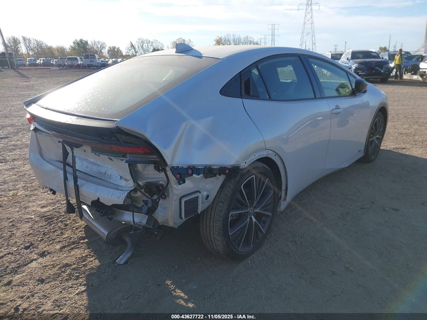 2023 TOYOTA PRIUS XLE AWD-E JTDADABU8P3004496