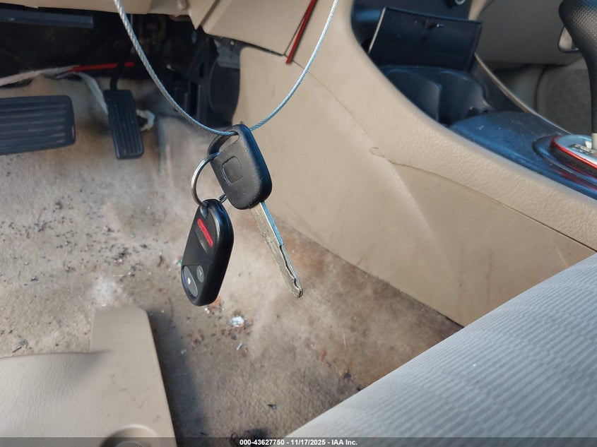 2003 Honda Civic Ex VIN: 2HGES26783H571589 Lot: 43627750