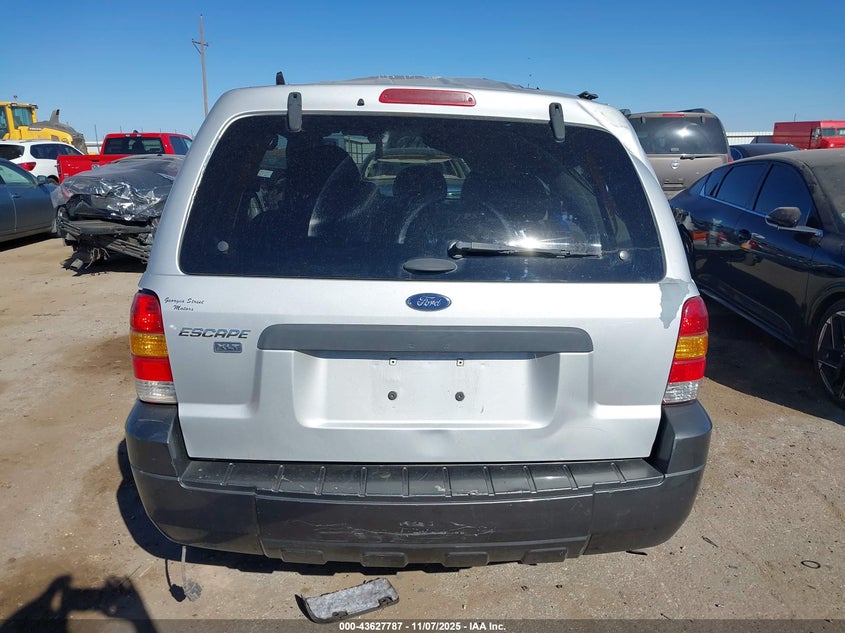 2005 Ford Escape Xlt VIN: 1FMYU03135KA84074 Lot: 43627787