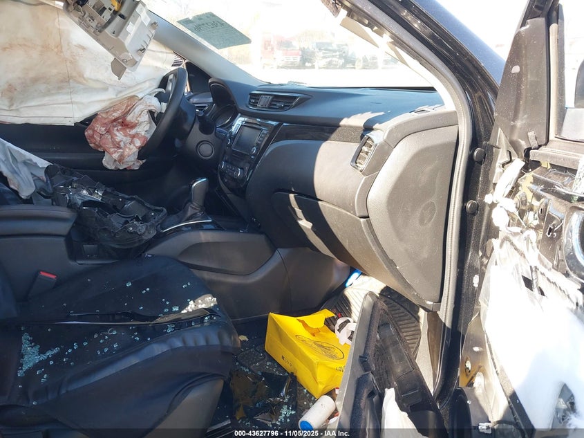 2019 NISSAN ROGUE SPORT SV - JN1BJ1CR5KW629925