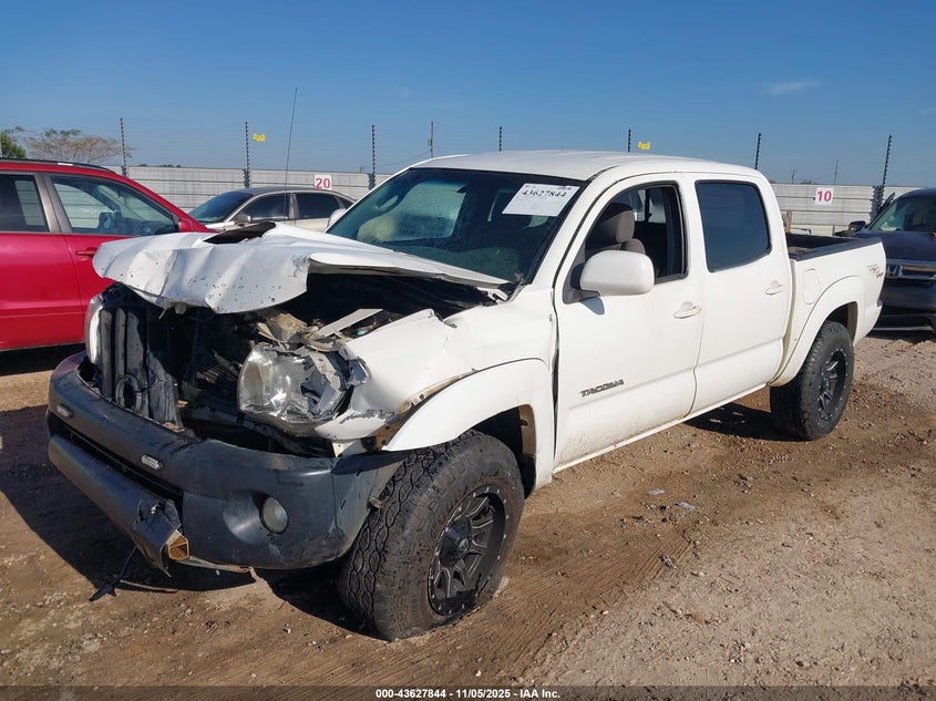 5TELU42N95Z063008 2005 TOYOTA TACOMA photo no. 2