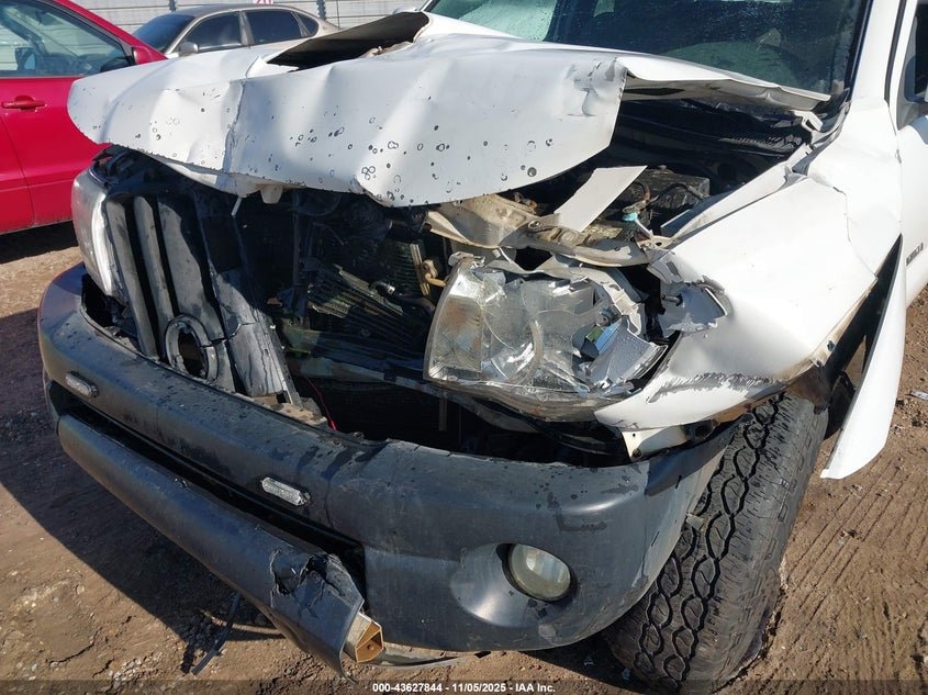 5TELU42N95Z063008 2005 TOYOTA TACOMA photo no. 6