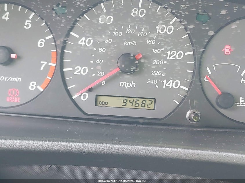 2001 Mazda 626 Es/Lx VIN: 1YVGF22C615214456 Lot: 43627847