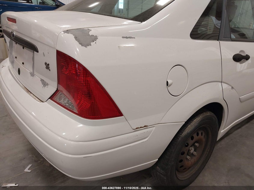 1FAFP34P32W130486 2002 FORD FOCUS photo no. 6