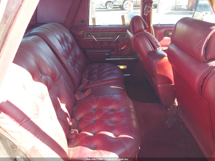 1988 Chrysler Fifth Avenue VIN: 1C3XF66P9JW180070 Lot: 43627896