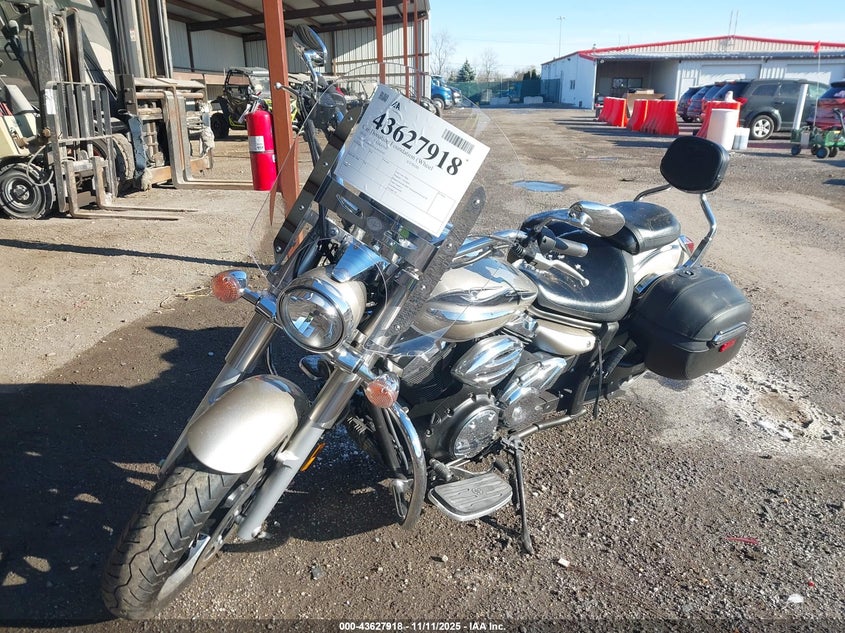 JYAVN01E3AA010563 2010 YAMAHA XV photo no. 2