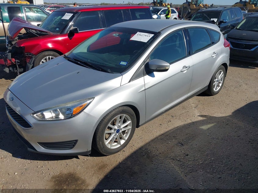 1FADP3K27FL329014 2015 FORD FOCUS photo no. 2