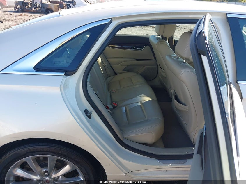 2013 CADILLAC XTS LUXURY 2G61P5S30D9105348