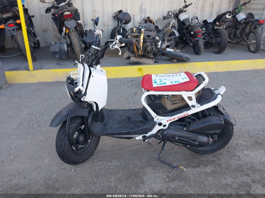 2013 HONDA NPS50 JH2AF5811DK104608