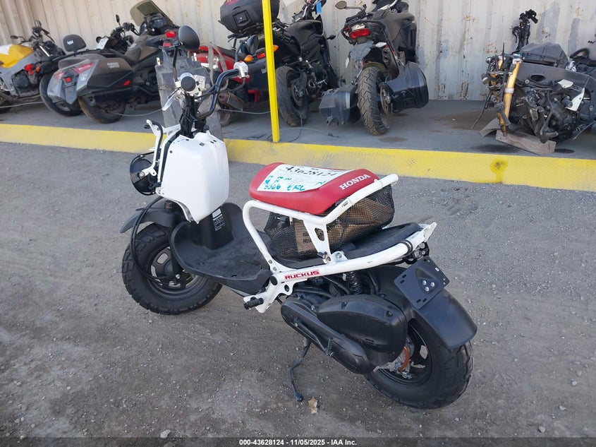 2013 HONDA NPS50 JH2AF5811DK104608