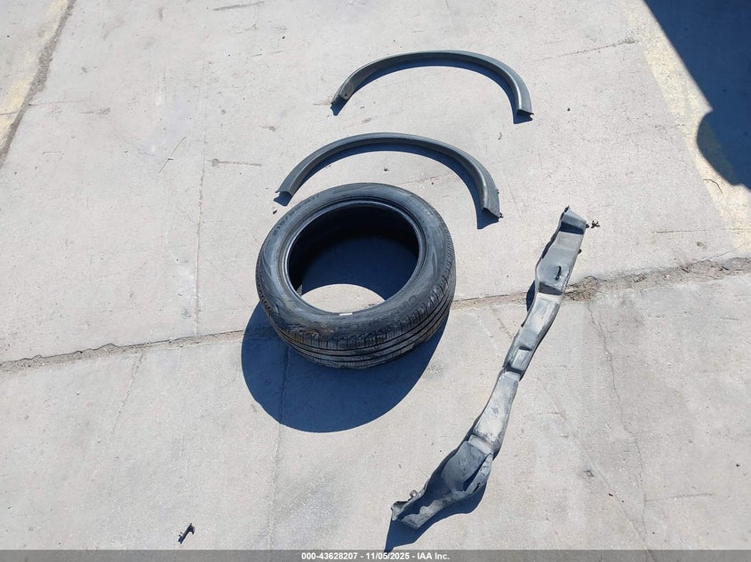 2014 NISSAN JUKE SV - JN8AF5MR6ET350087