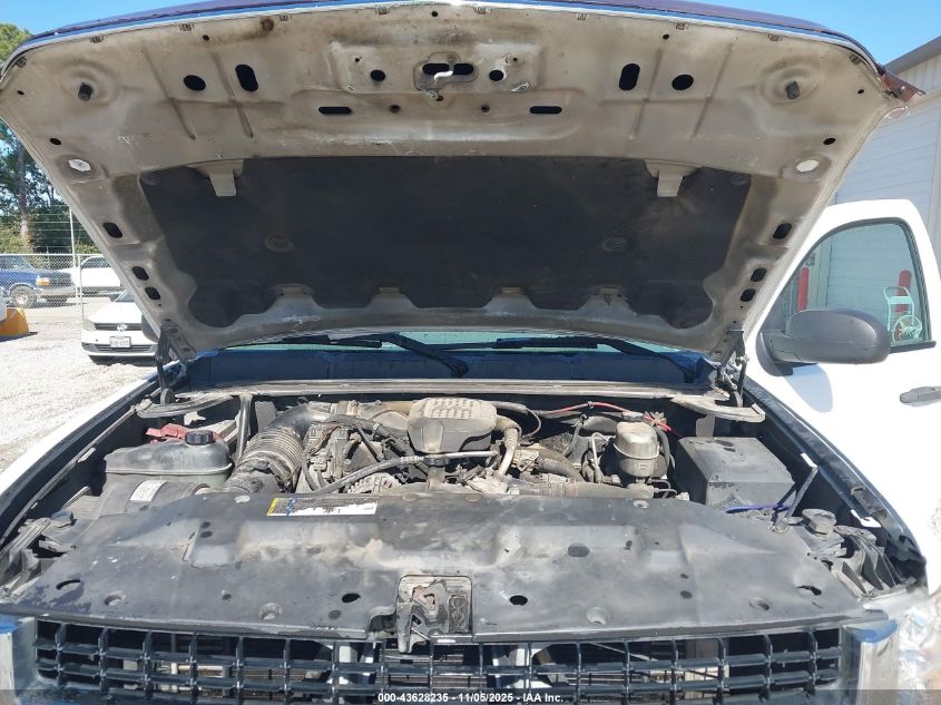 2008 Chevrolet Silverado 2500Hd Work Truck VIN: 1GCHK23658F173160 Lot: 43628235