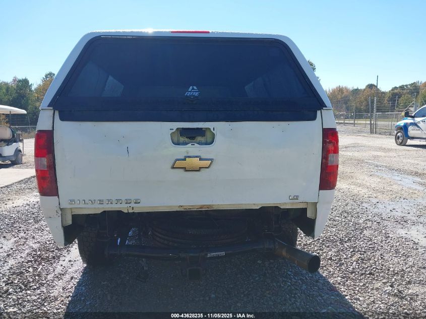 2008 Chevrolet Silverado 2500Hd Work Truck VIN: 1GCHK23658F173160 Lot: 43628235