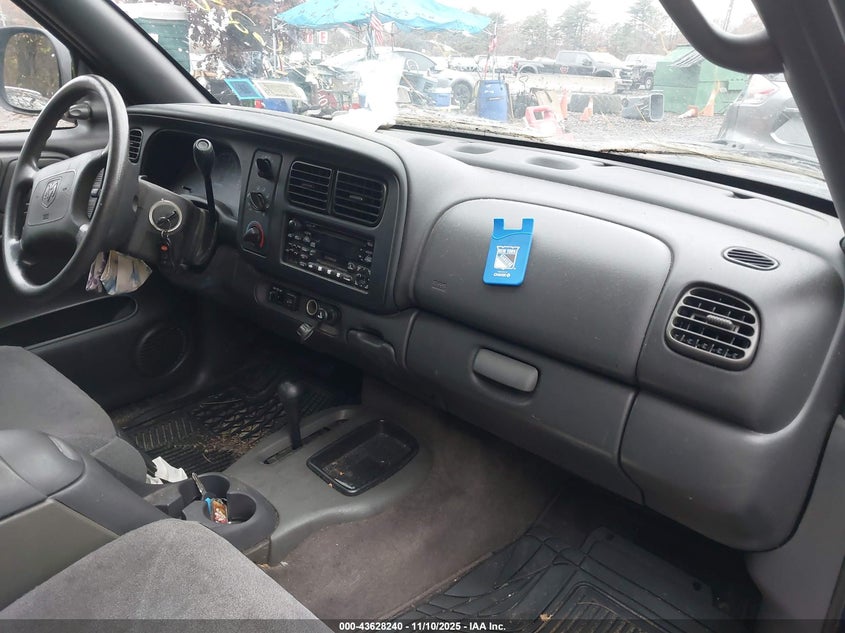 1B4HS28N7YF246316 2000 DODGE DURANGO photo no. 5