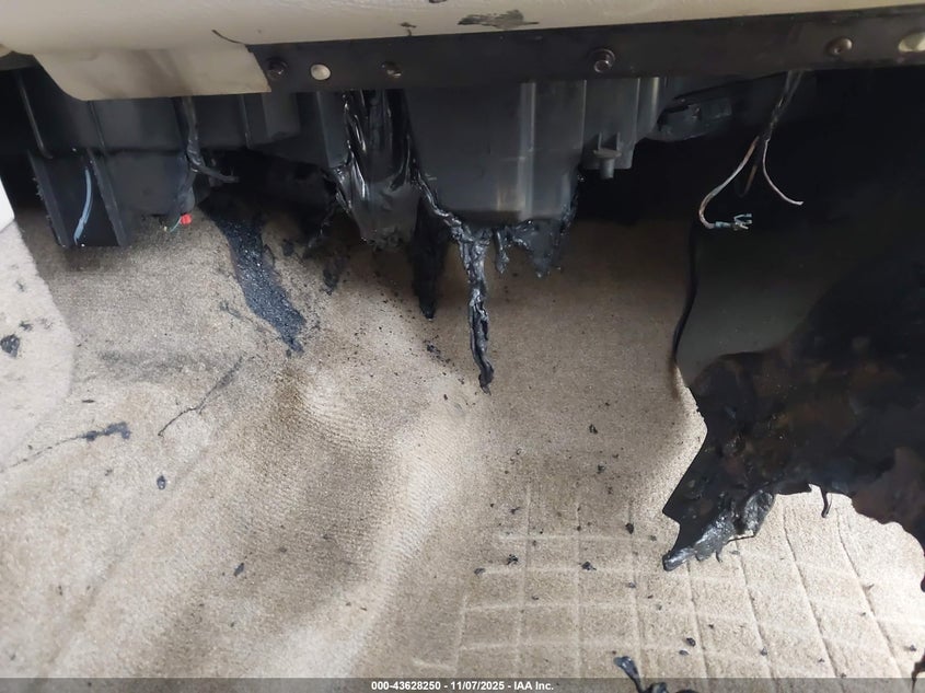 2005 Cadillac Escalade Esv Platinum Edition VIN: 3GYFK66N75G109353 Lot: 43628250