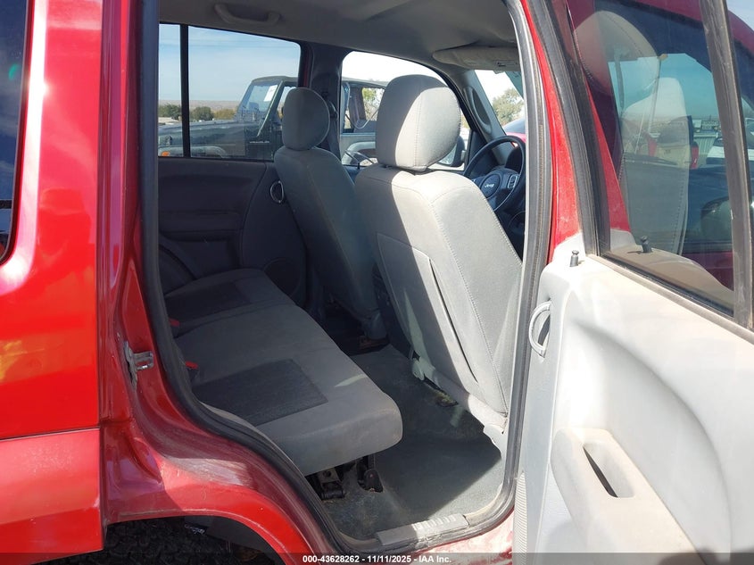 1J4GL58K66W292696 2006 JEEP LIBERTY (NORTH AMERICA) photo no. 8